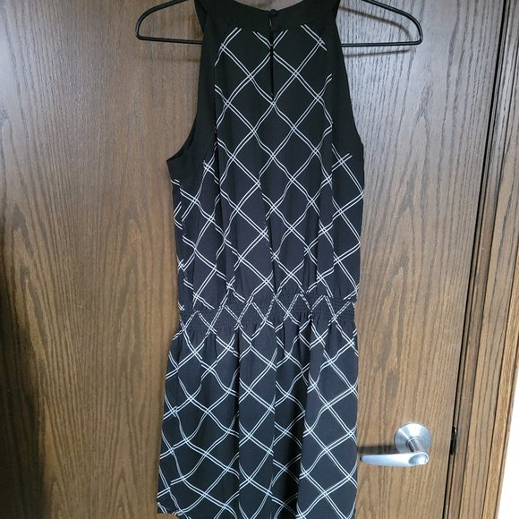 Gorgeous White House Black Market Black and White Dress Size 2 - Picture 1 of 11